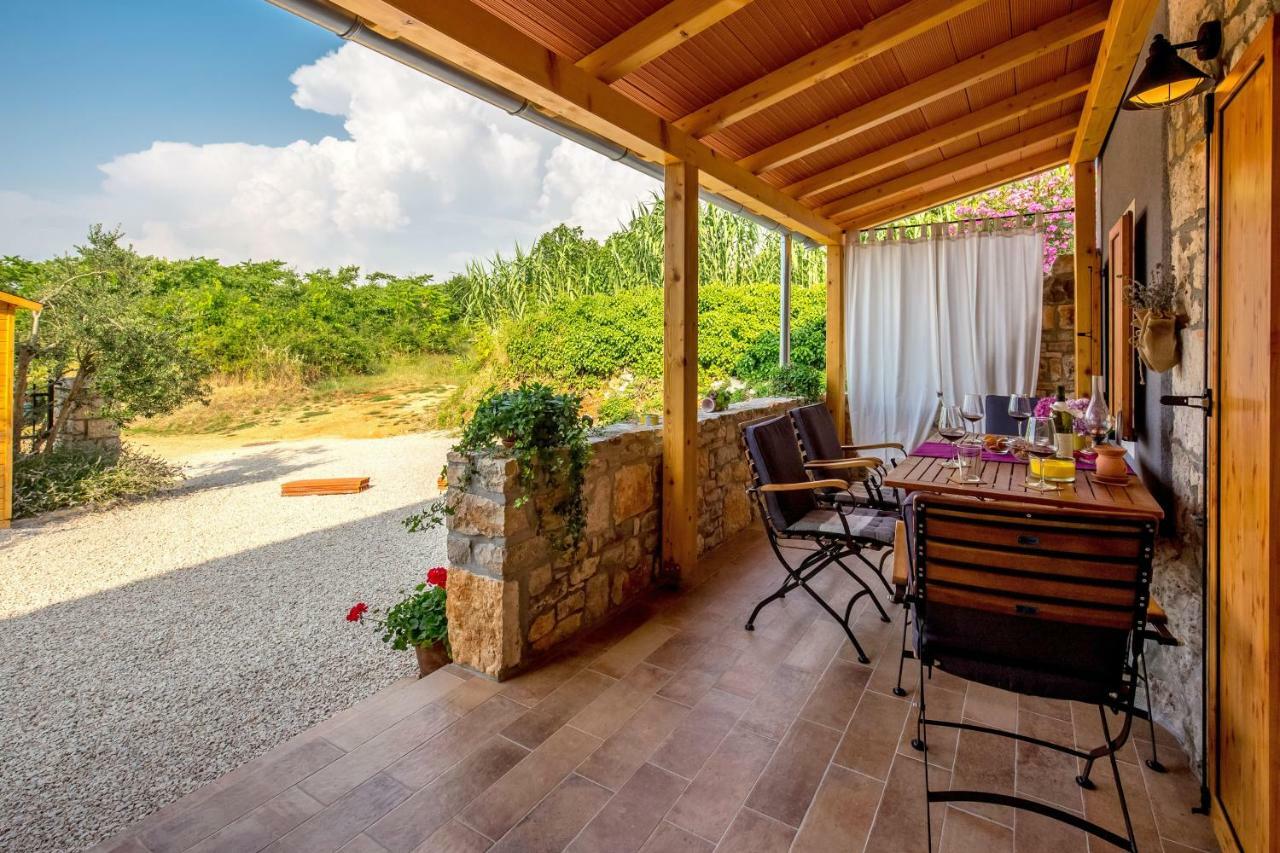 Apartment Li Tar-Vabriga Exterior photo
