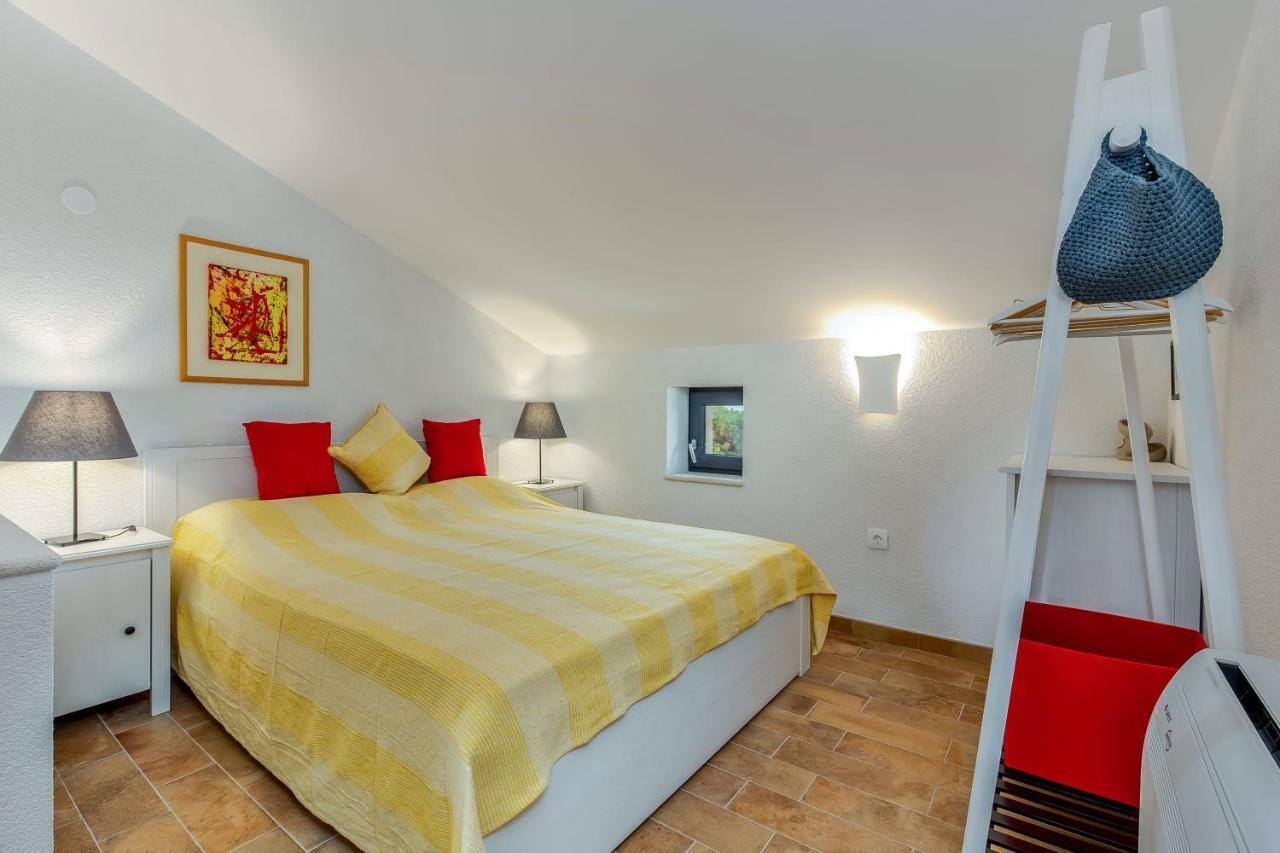 Apartment Li Tar-Vabriga Exterior photo