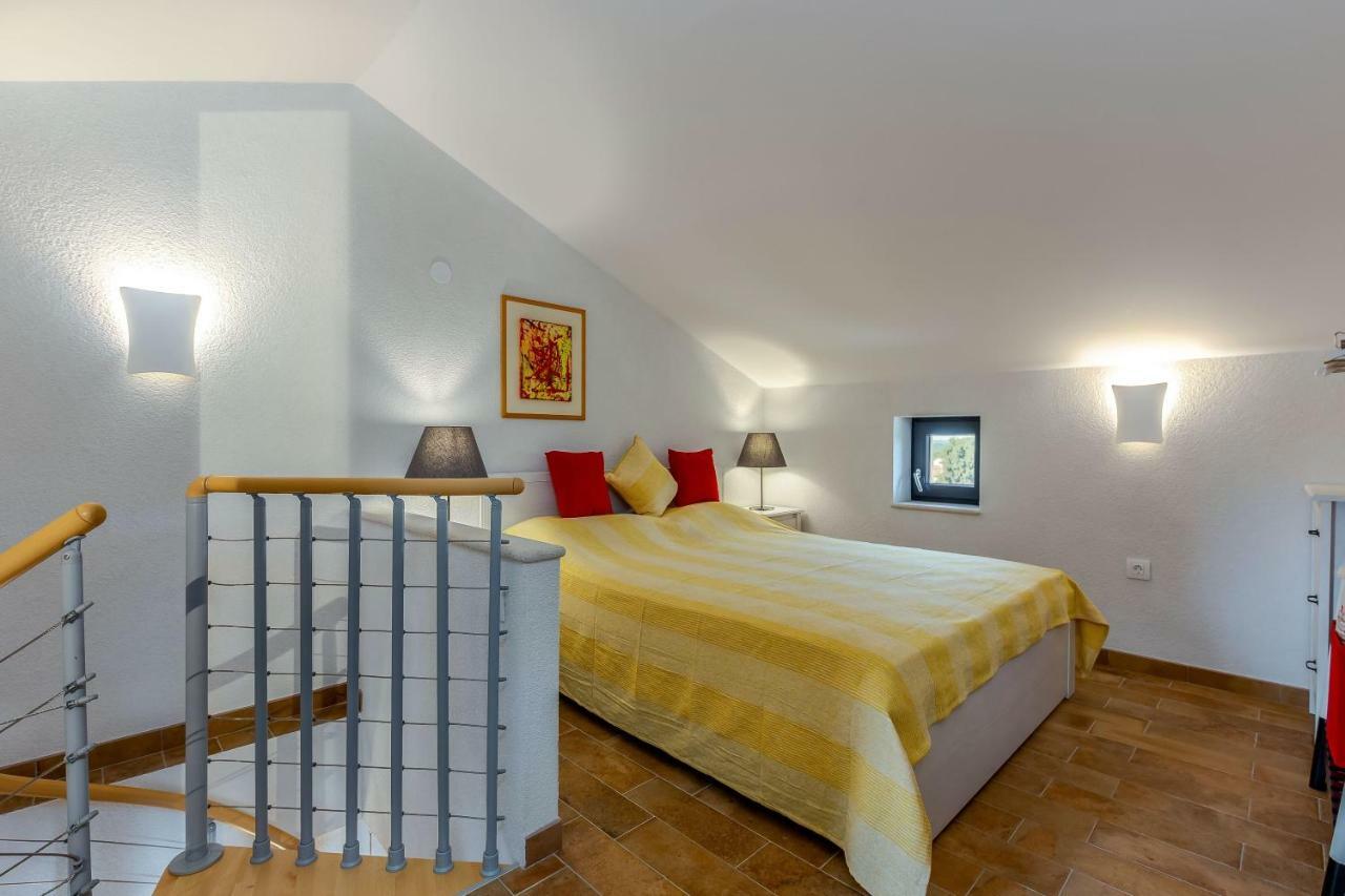 Apartment Li Tar-Vabriga Exterior photo