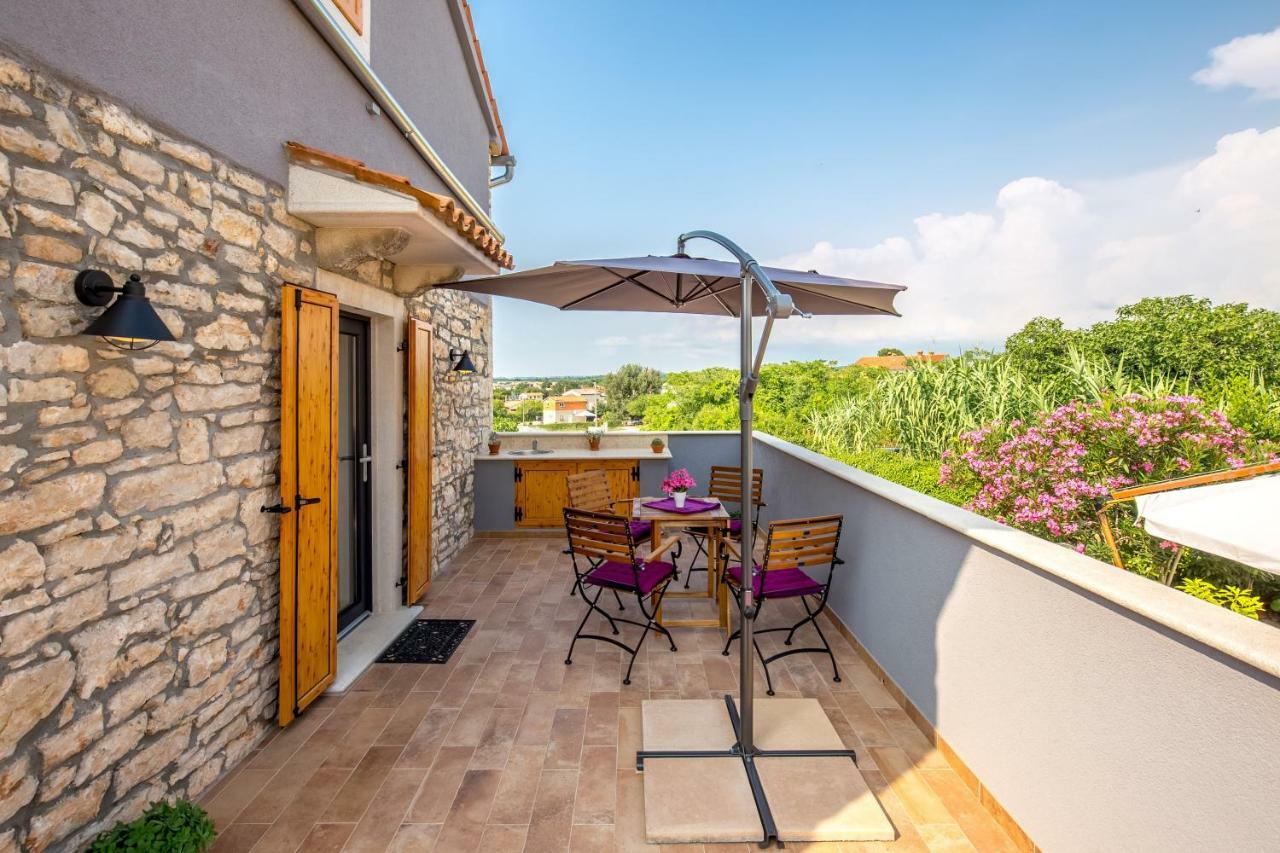 Apartment Li Tar-Vabriga Exterior photo